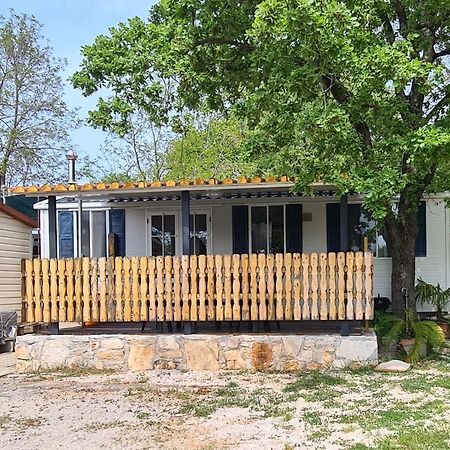 Kamp Slanik Mobile Homes Lovrečica Exteriér fotografie